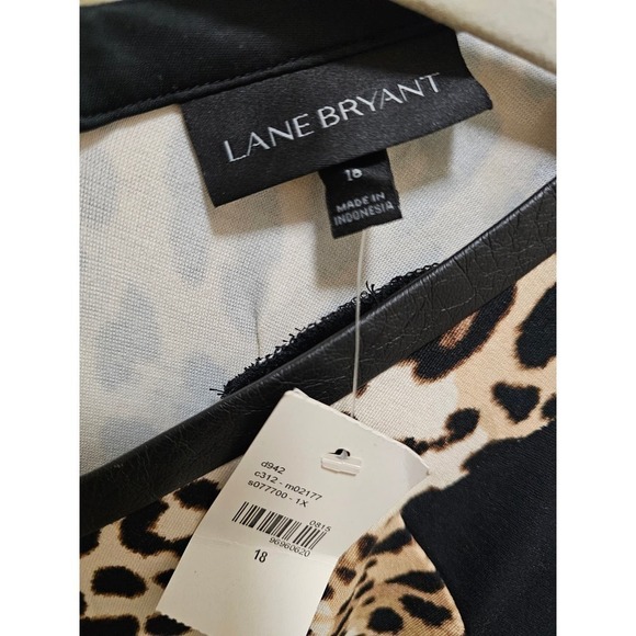 Lane Bryant NWT sz18. Animal prints. Faux leather trim cap sleeve. Shrift dress - Picture 4 of 10